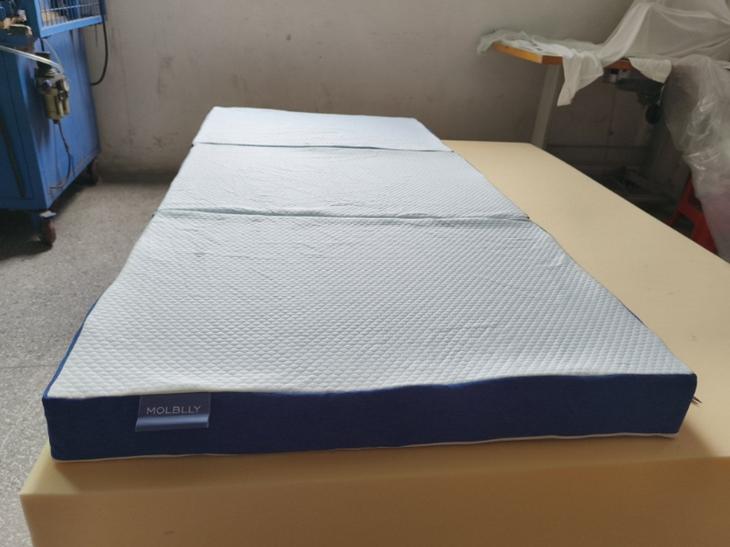 Mattress component, namely, elastic gel material located in the top upholstery layer of mattresses sold as an integral component of the mattresses+Camping mattresses+Futons+Sleeping mats+Mattress cushions