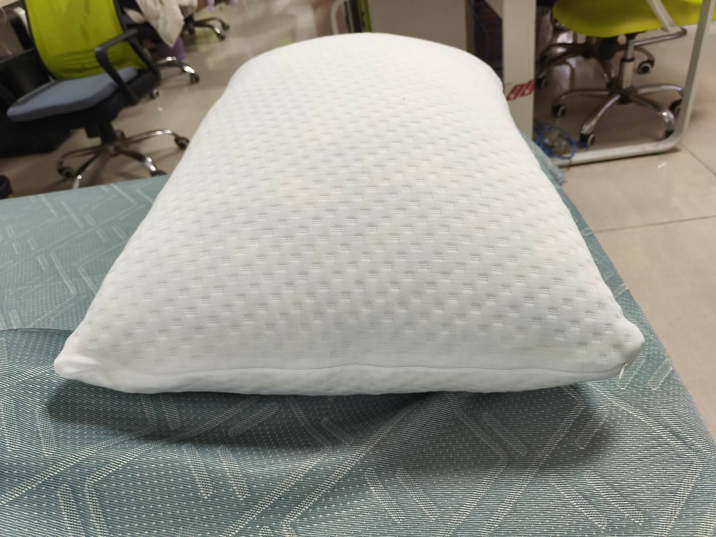 Pillow, Pillows used for cradling, supporting, propping and feeding babies not for medical or therapeutic purposes